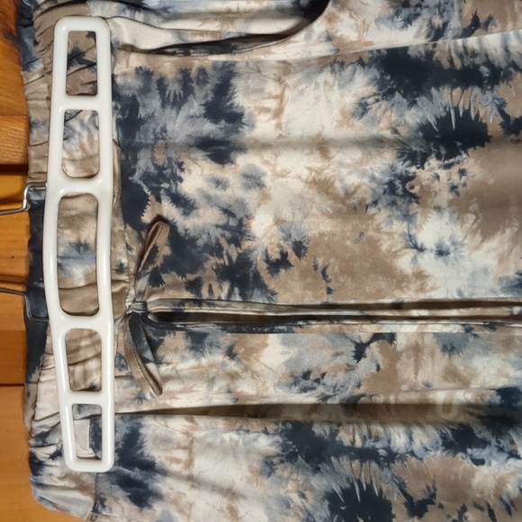 Egs by Elogés* ruched pant w pkts and v neck trim top tye dye jogger set size S/ - Picture 10 of 11